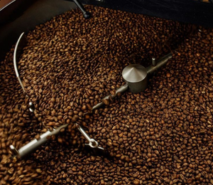 Café Robusta Tostado de Vietnam en Grano Entero |   Tueste Medio |   Sabor Amargo |   HANCOFFEE Proveedor Mayorista |   Café de 24 Meses de Añada - Product Image 3