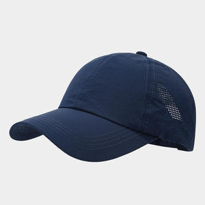 Gorra Trucker Personalizada de Poliéster y Algodón con Malla Trasera, Estilo Casual Urbano para Venta al por Mayor en EE. UU., Canadá, Australia y Europa - Product Image 1