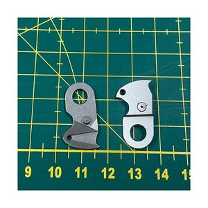 PIEZA DE MÁQUINA DE COSER INDUSTRIA DE CUCHILLERAS MÓVIL DE FABRICADA EN TAIWÁN - Product Image 1