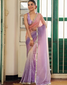 Sari en tissu rose KV orné de sequins, avec blouse non cousue - Product Image 1