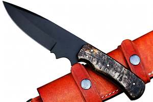 Cuchillo de exterior hecho a mano con revestimiento negro, mango de madera estabilizada y funda de cuero. - Product Image 6