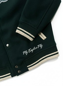 เสื้อแจ็คเก็ตวาร์ซิตี้ขนสัตว์แฟชั่นสำหรับผู้ชาย แจ็คเก็ตเบสบอลแบบ Letterman สกรีนโลโก้ได้ตามต้องการ แจ็คเก็ตยูนิฟอร์มทีมคุณภาพสูง - Product Image 3