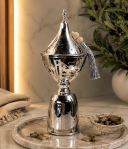 Brûleur d'encens marocain élégant en métal argenté avec couvercle, porte-bakhoor décoratif, parfum d'ambiance pour la maison, décoration de table - Product Image 1