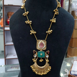 Colección de Joyería Yash, Fabricante Indio, Collar Étnico Clásico Kundan, Imitación de Perlas Multicolores, Dorado, para Boda - Product Image 1