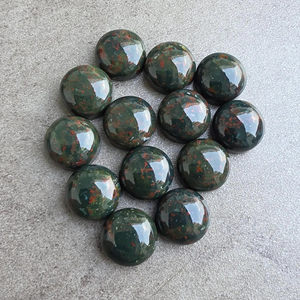 Cabujón Redondo de Bloodstone con Reverso Plano, Gema Natural Calibrada Verde y Roja para Anillo, Disponible en Todos los Tamaños, Venta al por Mayor - Product Image 2