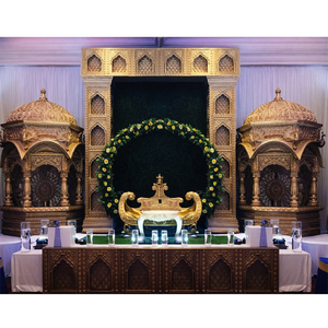 Escenario de Boda con Temática de Templo Tradicional, Decoración de Escenario de Boda con Temática de Templo Hindú, Diseños de Escenario de Templo para Bodas Indias en EE. UU. - Product Image 1