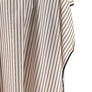 Cape de Coiffure avec Trous pour les Bras, Matière Légère et Imperméable, Qualité Supérieure, Vente en Gros, Design Unique 2026 - Product Image 4