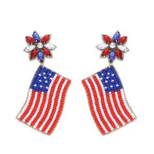 Pendientes de flores multicolor, elegantes y modernos, hechos a mano con cuentas bordadas, para mujeres, de la India. - Product Image 1