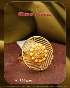 แหวนค็อกเทลลายดอกไม้คลาสสิกทองคำ 22K ดีไซน์ลายฉลุดอกไม้ประณีต งานฝีมือสำหรับผู้หญิง ดีไซน์ตาข่ายลายดอกไม้ พร้อมตราประทับ - Product Image 2