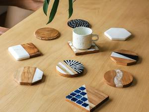 Sous-verres élégants et classiques en os incrusté faits à la main, napperons de table élégants et durables pour la maison, protégeant les surfaces avec un savoir-faire artisanal - Product Image 3