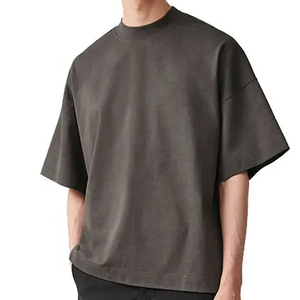 Camiseta de Algodón Estilo Urbano a Precio Económico, Hombros Caídos, Personalizable, Impresión de Alta Calidad, Tejido Grueso de Secado Rápido - Product Image 1