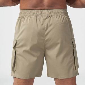 Pantalones Cortos Deportivos Personalizados de Moda con Cintura Ajustable y Bolsillos Tipo Cargo - Product Image 3