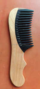 Vente en gros Peigne en bois Neem pour cheveux Taille personnalisée pour salon de coiffure à domicile direct d'Inde - Product Image 3