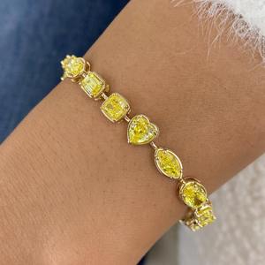 Élégant bracelet tennis ovale en diamant de laboratoire couleur E-F, or jaune 14K, 8,00 ct VVS2, certifié IGI, haute joaillerie, cadeau pour femme, anniversaire - Product Image 1