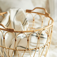 Meilleur Choix Panier en Rotin Tressé à la Main à Maille Ouverte Écologique avec Poignées Couleur Naturelle Taille Personnalisable Décoratif Multi-Usages