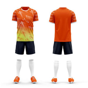 Uniforme de football respirant de qualité supérieure, nouvelle arrivée, 100% polyester, imprimé par transfert thermique, col rond - Product Image 1