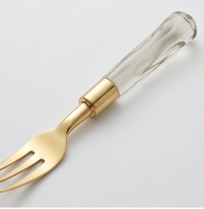 Ensemble de couverts en or de qualité supérieure avec poignées en acrylique transparent, compatibles lave-vaisselle, pour une table de mariage élégante - Product Image 4