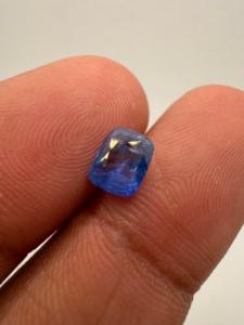 Zafiro Azul 100% Natural, Gema Preciosa Suelta, Corte Cojín, 1.60CT, Ceilán, Para Joyería Personalizada, Zehra Gems, Juego de Colores - Product Image 3
