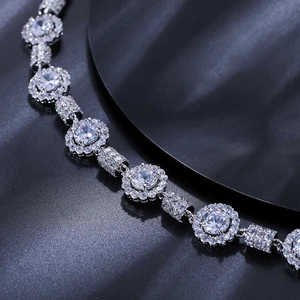 Pulsera de Joyería Fina de Lujo para Mujer, Estilo Hip Hop, con Eslabones Geométricos con Incrustaciones de Diamantes de Laboratorio, Corte Brillante Redondo, Certificado IGI, Oro de 14K - Product Image 2