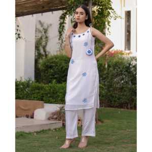 Conjunto de Kurta de Seda Blanca Transpirable para Mujer, Talla XS, Elegante Atuendo Étnico para Fiestas - Product Image 6