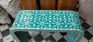 Mesa Consola Europea Moderna de Lujo Hecha a Mano con Dos Cajones, Diseño Personalizable con Incrustaciones de Hueso, Material de Resina, Decoración para el Hogar - Product Image 2