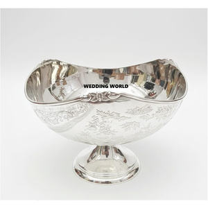 Dernière collection arabe de coupelles à chocolat en métal plaqué nickel, coupelles décoratives pour bonbons, design personnalisé, coupelles à chocolat fantaisie - Product Image 1