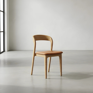 Chaise de salle à manger scandinave moderne en teck avec assise en similicuir couleur noyer naturel pour la salle à manger à domicile - Product Image 2