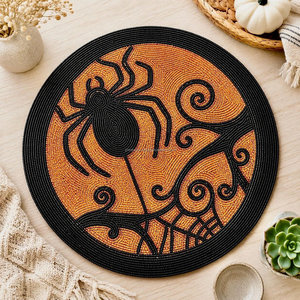 Mantel Individual Gótico de Telaraña con Cuentas, Lujo para Halloween, Decoración Artesanal para Mesa de Fiesta - Product Image 3