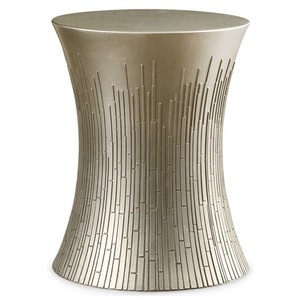 Table d'appoint moderne en métal argenté, style salon, ronde, avec pieds en métal. - Product Image 1