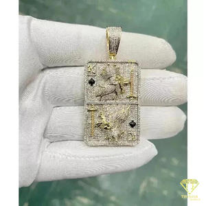 Colgante de Lujo Estilo Hip Hop con Moissanita, Plata de Ley 925, Opciones de Baño de Rodio y Oro por Trisha Jewels - Product Image 5