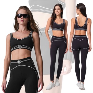 Ensemble de sport 3 pièces pour femme à séchage rapide, respirant et uni : Legging, veste de compression à manches longues et brassière de sport pour le yoga et la gym - Product Image 1