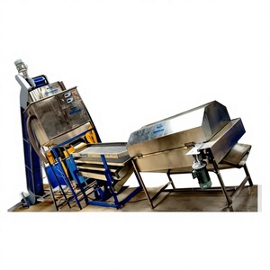 Cribadora vibratoria para anacardos de 500 Kg/Hr es un tipo de equipo utilizado para cribar, separar y filtrar materiales según su tamaño. - Product Image 1