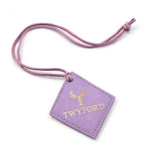 Etiqueta colgante de cuero PU para bolsos y vaqueros con logotipo personalizado del fabricante - Product Image 6