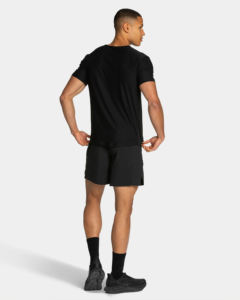 Camiseta de Hombre Negra Lisa de Cuello Redondo, Corte Regular, Manga Corta, Estilo Urbano Básico, 100% Algodón, Anti-Pilling, Transpirable, para Gimnasio - Product Image 6