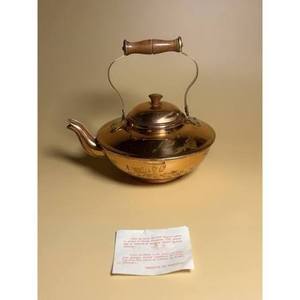 Théière vintage en métal avec poignée et couvercle en bois, pots à eau, bouilloires - Product Image 1