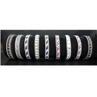 Bracelets classiques en cuir imperméables et durables avec couleur et taille personnalisées pour des anniversaires élégants