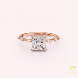 Bague de fiançailles en or blanc taille princesse, solitaire, avec bande d'accentuation en diamant, bague de mariée minimaliste, bague de promesse - Product Image 3