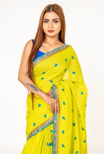 Sari de Algodón Amarillo con Estampado de Corazones Azules y Borlas, Traje Tradicional Indio para Bodas, Largo hasta el Suelo, Corte Regular, Estilo Bollywood - Product Image 3