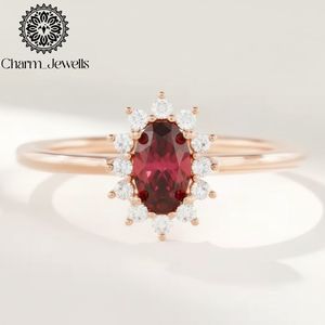 Bague de fiançailles en moissanite plaqué or rose Charm Jewells, taille coussin, sertissage à griffes, motif floral, classique pour femme, certifiée IGI - Product Image 1