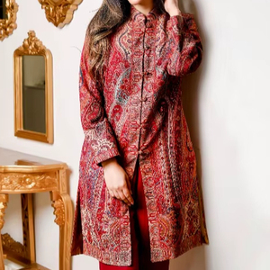 Chaqueta Larga Tejida Jamawar de Cachemira de Lujo Safaa – Elegante Abrigo Étnico de Invierno para Mujer con Intrincado Diseño Paisley - Product Image 1