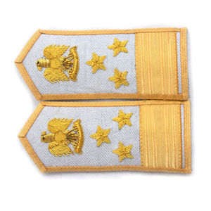 Meilleur modèle 2026 personnalisé de haute qualité, écussons d'épaule brodés pour uniforme, découpés au laser, avec logo métallique assemblé et soie - Product Image 3