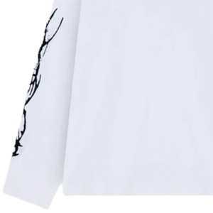 เสื้อยืดแขนยาวพิมพ์ลายกราฟิกสีขาวสำหรับผู้ชาย คอกลม ผ้าฝ้าย สตรีทแวร์ลำลอง แฟชั่นทันสมัย พร้อมดีไซน์ที่แขนและด้านหลัง - Product Image 3