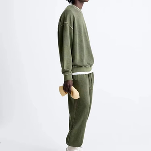 Fabricant OEM de survêtements pour hommes, sweat-shirt et pantalon de jogging personnalisés pour un style de vie actif - Product Image 4