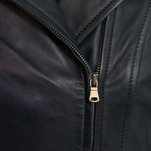 Chaqueta de Cuero para Mujer, Invierno, Alta Calidad, Resistente al Viento, Chaqueta de Motocicleta, Ropa de Mujer, Personalización al por Mayor - Product Image 3