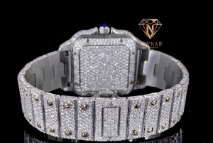Montre en argent 925 de bonne qualité avec diamants Moissanite VVS pour un style de vie luxueux et la mode des célébrités, disponible pour la distribution mondiale - Product Image 3