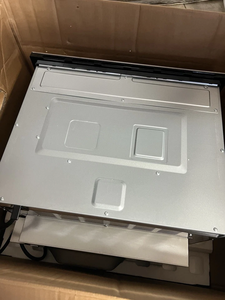 24 I--N-C-H S-T-A-I-N-L-E-S-S S-T-E-E-L B-U-I-L-T-I-N C-O-M-B-I-N-AT-I--O-N O-V-E-N W-I-T-H H-O-T A-I-R M-I-C-R-O-W-A-V-E A-N-D - Product Image 5