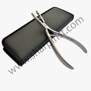 Kits d'outils professionnels Sharpinst en acier inoxydable pour extensions de cheveux, avec étui à fermeture éclair en rexine noire souple - Product Image 1