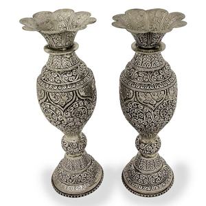 Jarrón de Plata Tradicional Hecho a Mano con Diseño Floral y Grabado Intrincado - Product Image 1