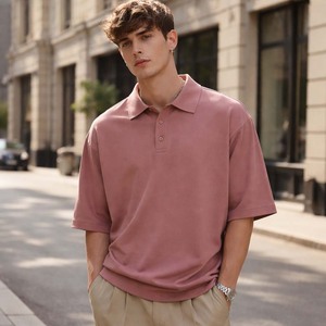 เสื้อโอเวอร์ไซส์ผู้ชายผ้าถักกันยับ พิมพ์โลโก้ตามสั่ง สีชมพูอมเทา ผ้าฝ้ายหนานุ่ม ทรงหลวม สไตล์ลำลอง สตรีทแวร์ - Product Image 4
