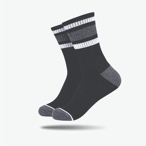 Chaussettes de compression noires et jaunes unies respirantes et anti-humidité en Spandex/Nylon pour adultes, idéales pour le cyclisme et la course estivale - Product Image 2